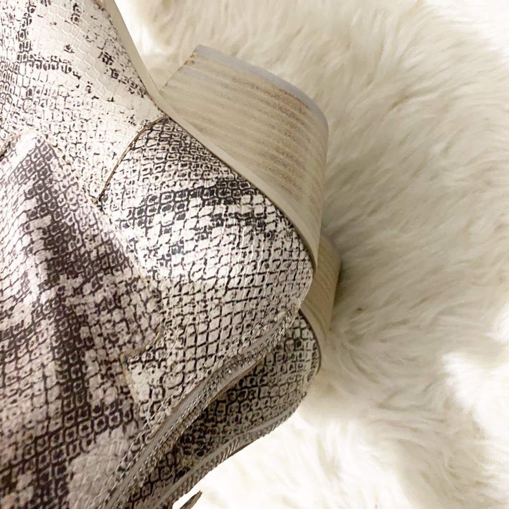 Dolce vita shanta western sock python boots - Picture 8 of 9
